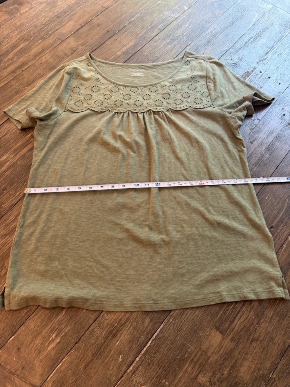 Talbots Large Olive Green Floral Eyelet Embroidered Short Sleeve Cotton Top - Picture 11 of 11